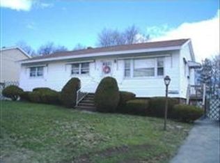 10 Thomas Rd, Lawrence, MA 01843