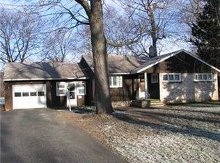 93 Timpat Dr, Gates, NY 14624