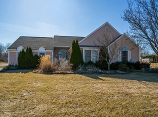 11024 Home Shore Dr, Pinckney, MI