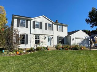 8076 Woodrush Dr NW, North Canton, OH