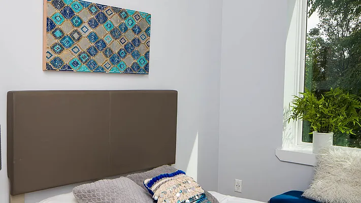 Rented by Nooklyn NYC LLC | media 17