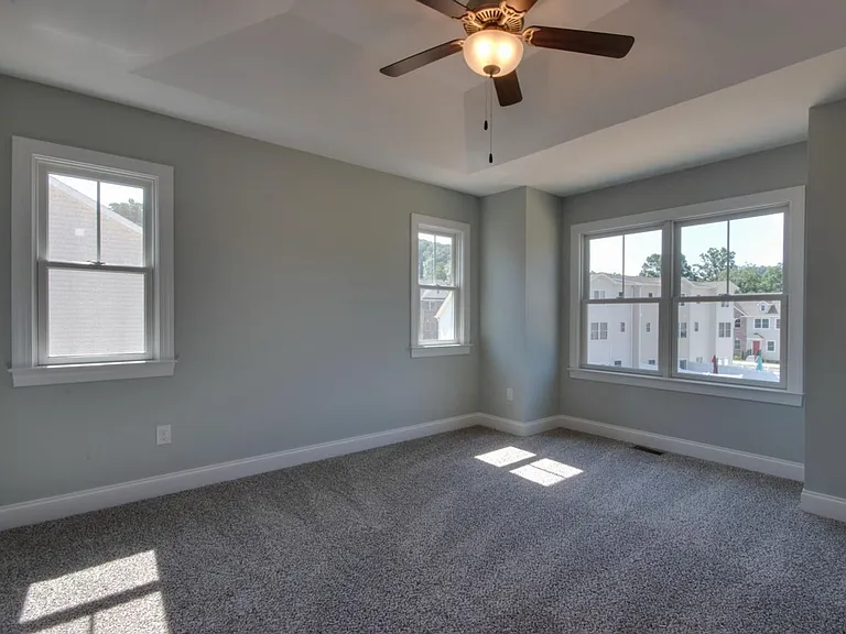 2844 Belgian Dr — Photo 15