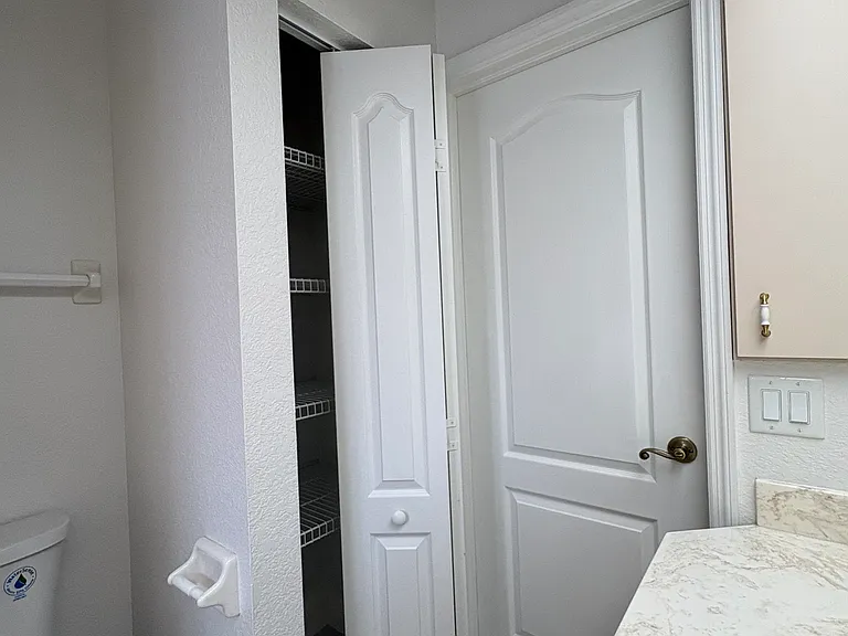 23146 Ambassador Ave — Photo 27