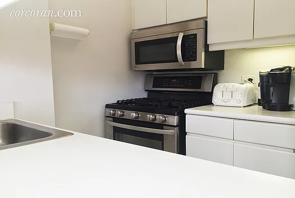 Rented by Corcoran | media 33