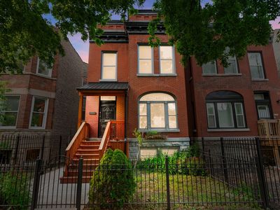 3230 W Fulton Blvd, Chicago, IL, 60624