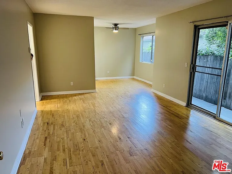 1646 Franklin St #B — Photo 3