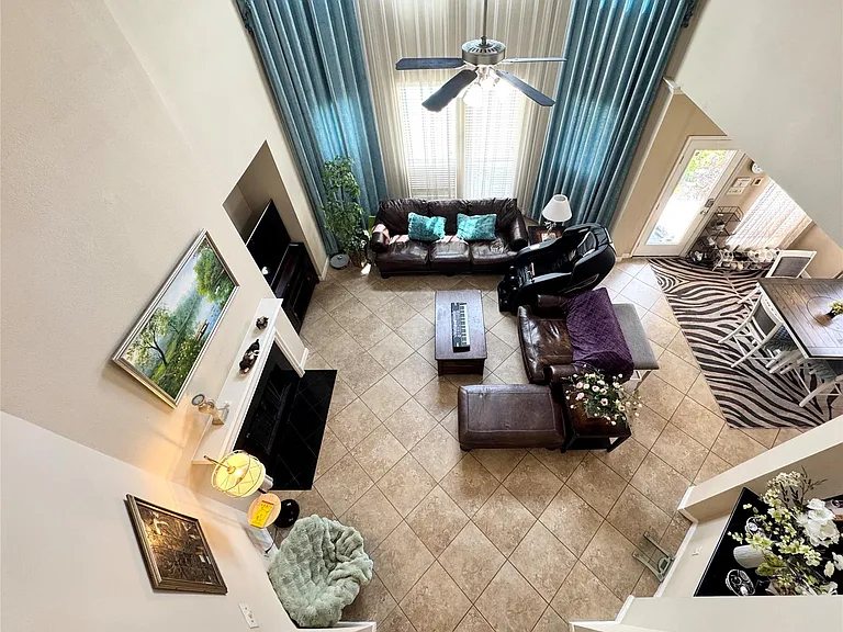 4618 Ambrosia Springs Ln — Photo 9