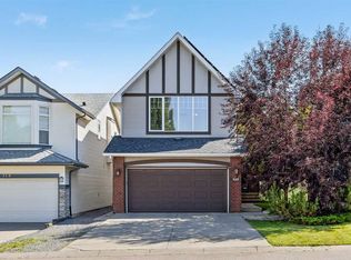 122 NW Springborough Point SW, Calgary, AB T3H 5T5