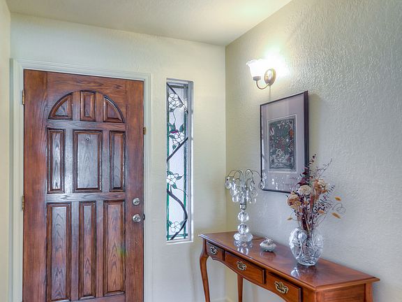 4th image of 2042 E. Delta Ave.