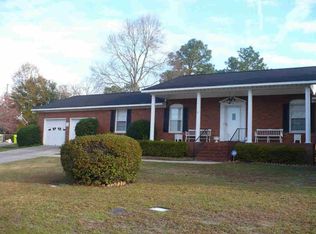 17 Highgate Cir, Columbia, SC 29223