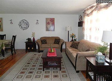 2nd image of 5481 Friar Cir