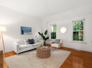 10 Tabor Pl, Brookline, MA 02445
