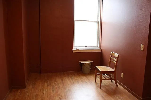 1 bed, 500 sqft, $700 — Photo 3