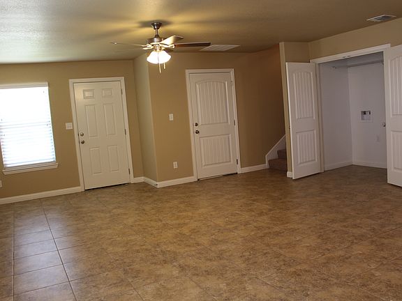 4th image of 3112 Weave Ct #31123114