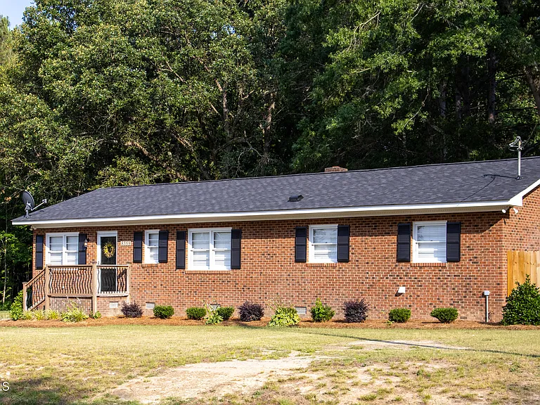 8359 Inscoe Rd — Photo 3