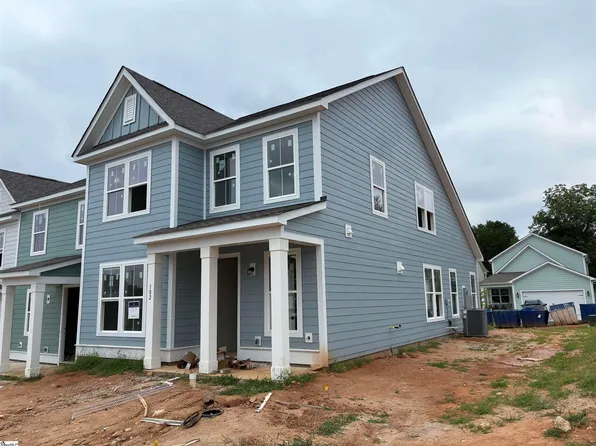 102 Gauley St, Simpsonville, SC 29681