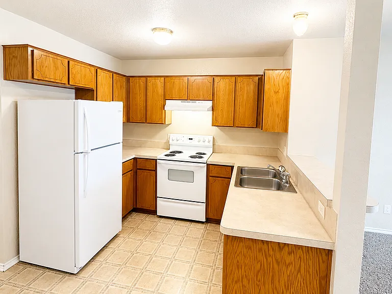 2710 Vernice Loop #B — Photo 5