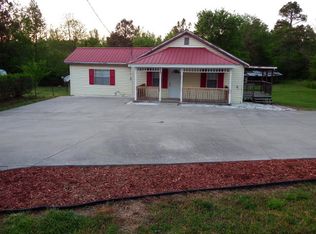 1447 Keith Rd, Tunnel Hill, GA 30755