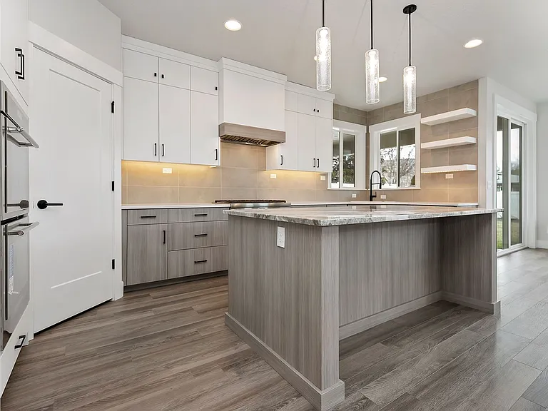 5110 N Cengotita Ave — Photo 7