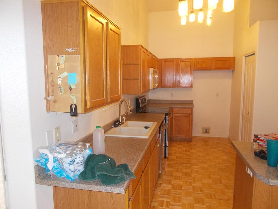 1st image of 1681 E Carolyn Way