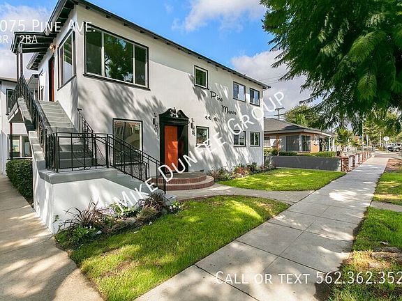 3rd image of 2075 Pine Ave