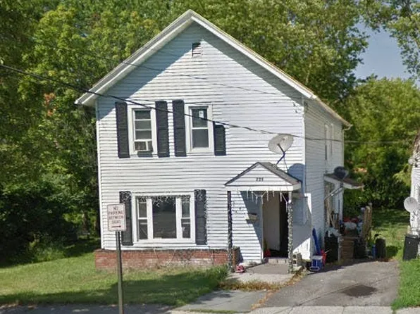 229 Mansion St, Coxsackie, NY 12051