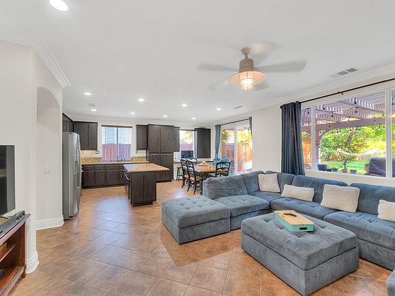 5th image of 31166 Cherry Dr