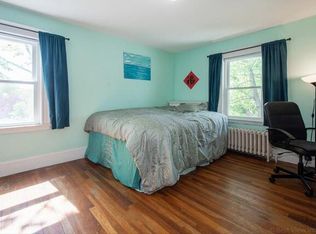 676 Worcester St #1BLUEROOM, Wellesley, MA 02482