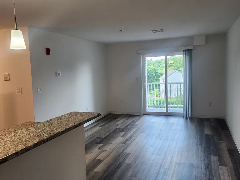 1 & 2 Crosswoods Path Blvd #202-301 — Photo 9