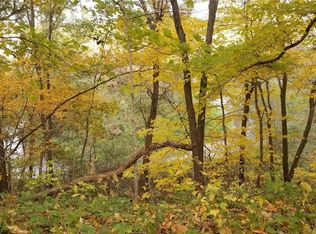 3 145th Ln, Earlham, IA 50072