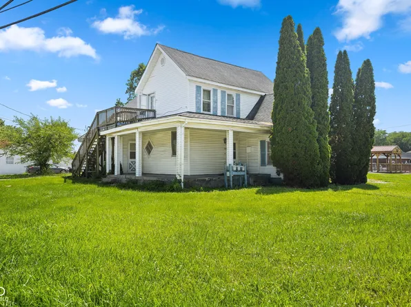 589 E Main St, Whiteland, IN 46184