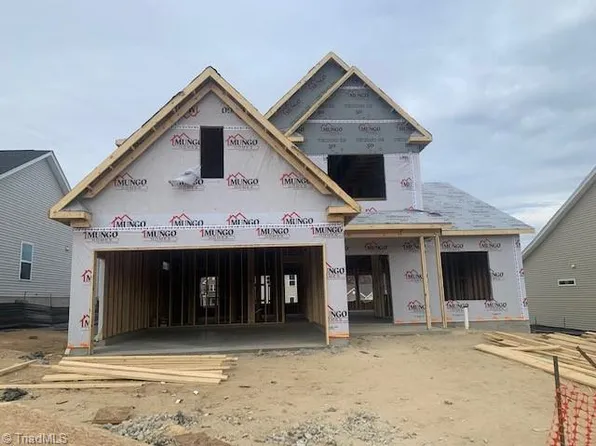 7267 Huntgate Dr, Kernersville, NC 27284