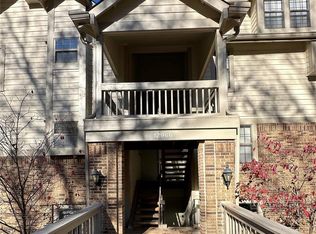 12966 Bryce Canyon Dr APT E, Maryland Heights, MO