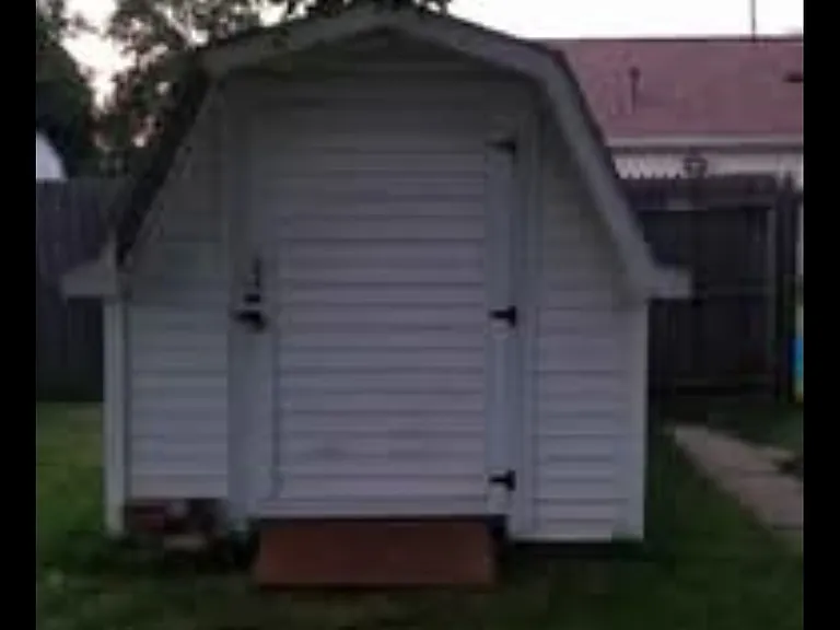 135 Oakwood Ave — Photo 6