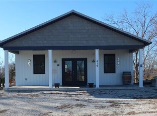 419 Olive St, Villa Ridge, MO 63089