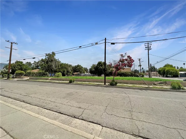 442 W 10th St #2, San Bernardino, CA 92410