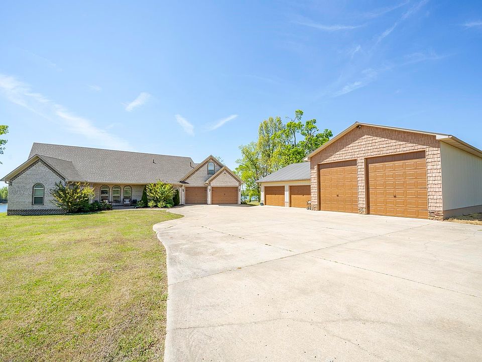 1st image of 875 Faith Ln
