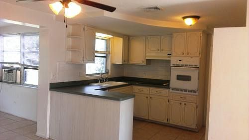 4th image of 4025 Dalwood Dr
