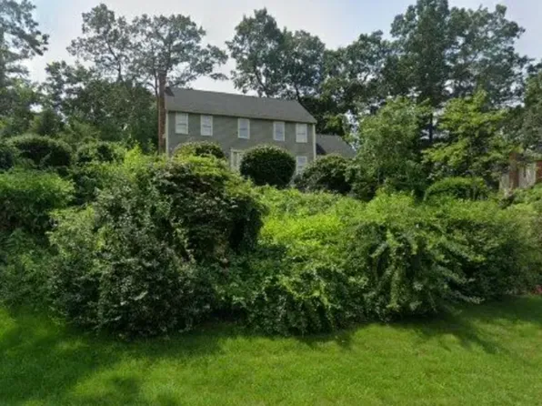 87 Wesson Ter, Northborough, MA 01532