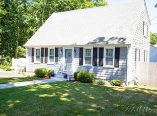 25 Morrison St, Fall River, MA 02720