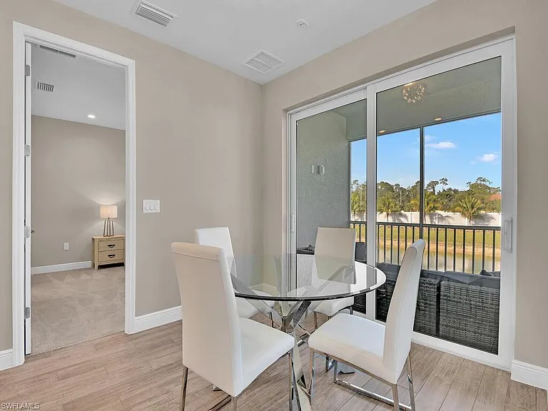 2561 Seychelles Dr #308 — Photo 8