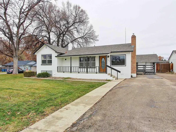 446 Lake Lowell Ave, Nampa, ID 83686