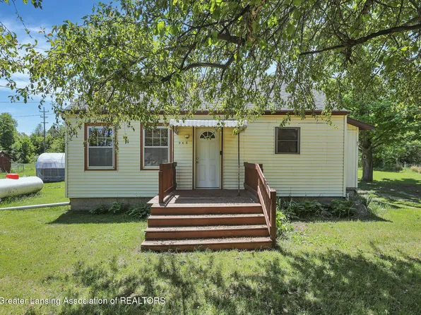 946 E Henry St, Charlotte, MI 48813