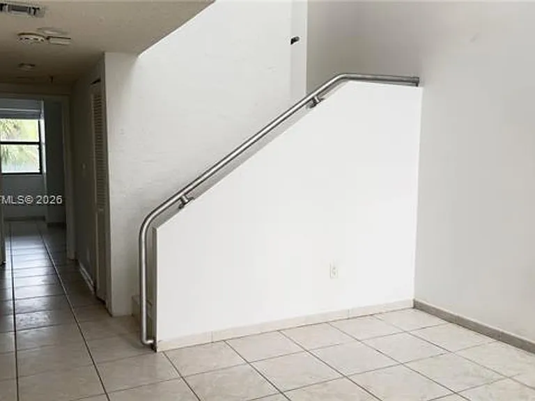 456 Poinciana Dr #CU-1620 — Photo 29