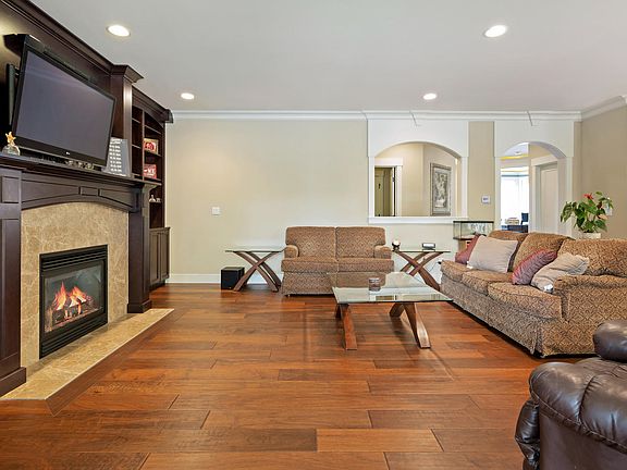 5th image of 6107 62nd Avenue Ct NW