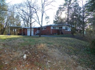 111 Dayton Rd, Oak Ridge, TN 37830