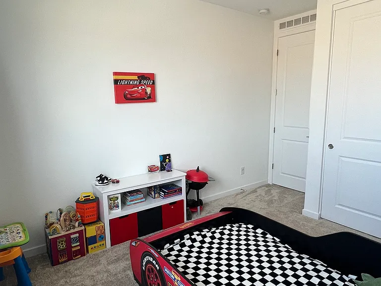 862 Camargo St — Photo 28