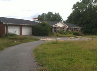 2515 Webb Girth Rd, Gainesville, GA 30507