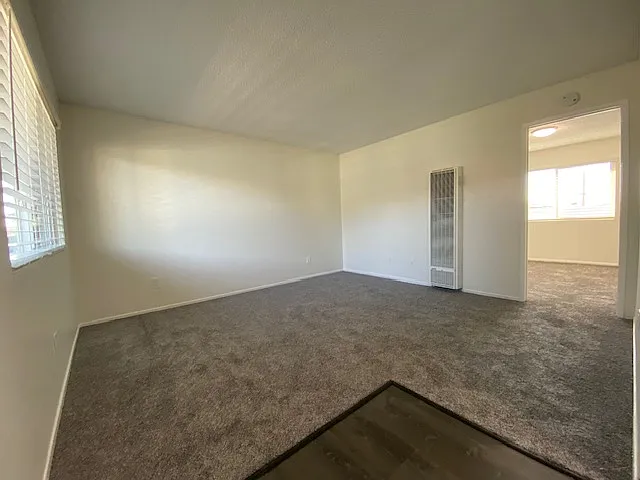 Carmel Ave Apartments — Photo 22