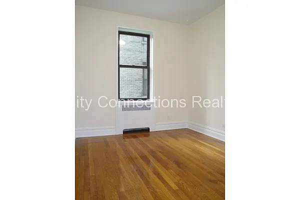 Rented by City Connections Realty | media 35